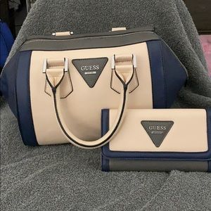 Guess purse with wallet  a navy blue/cream color